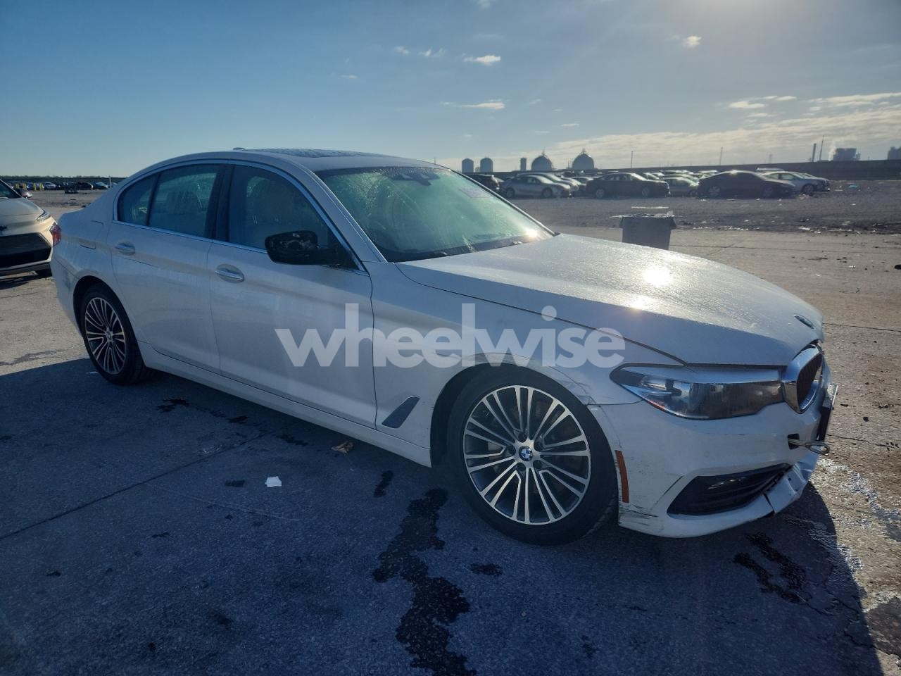 Photo 4 of 2018 BMW 530 XI (VIN WBAJA7C58JWC76622)