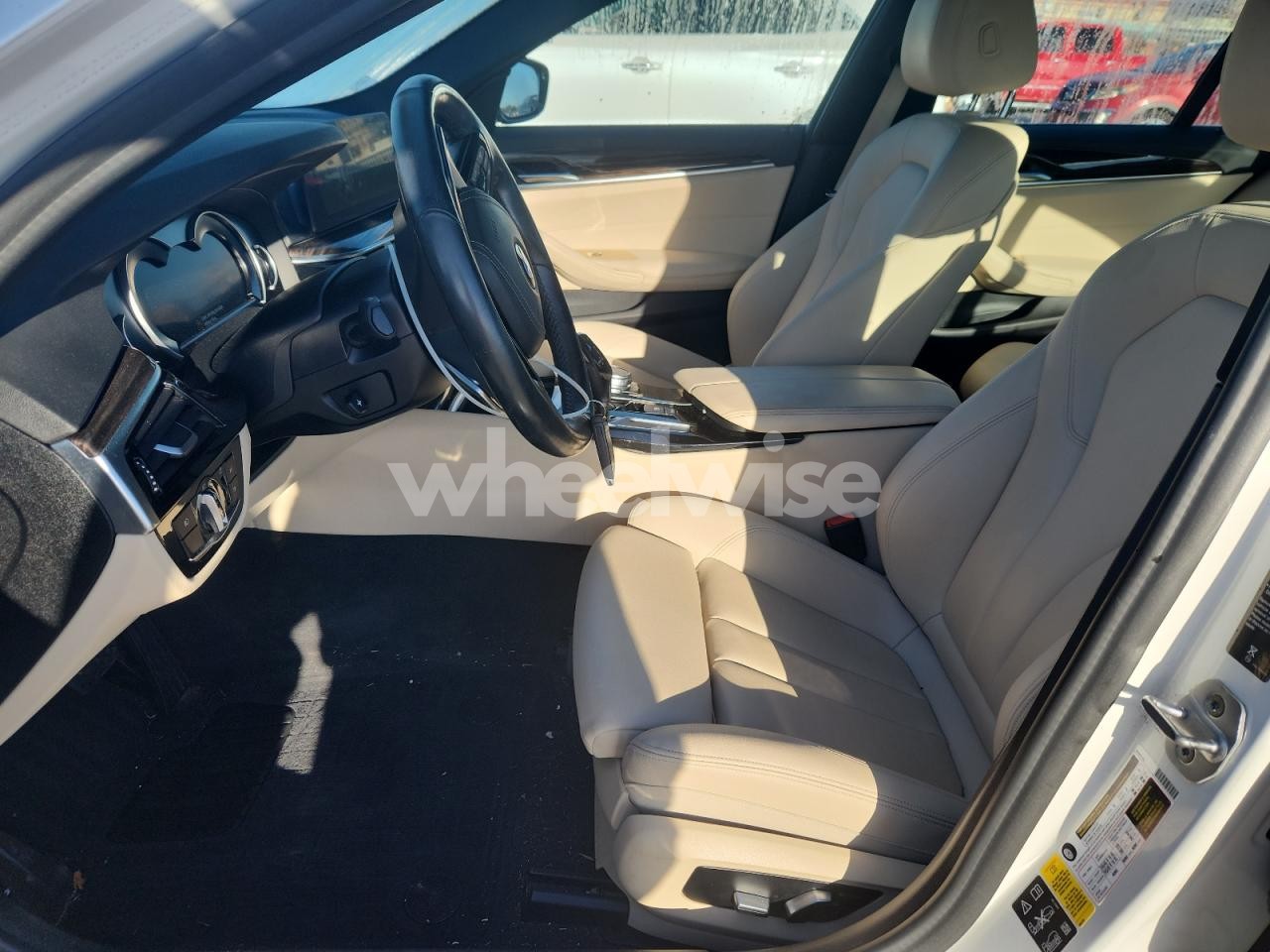 Photo 7 of 2018 BMW 530 XI (VIN WBAJA7C58JWC76622)