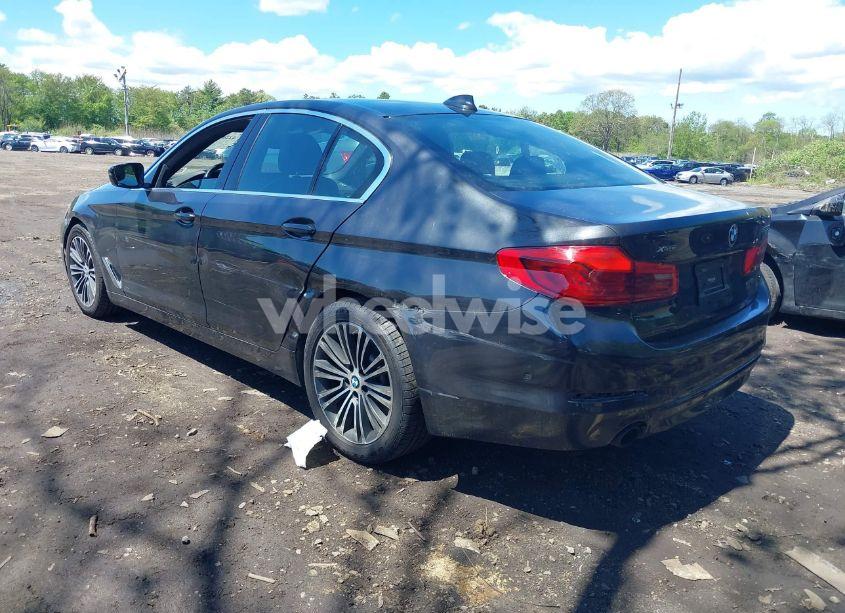 Photo 3 of 2019 Bmw 530i XDRIVE (VIN WBAJA7C58KG909998)