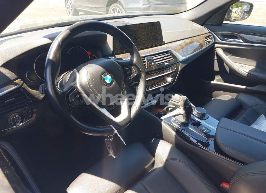 Photo 5 of 2019 Bmw 530i XDRIVE (VIN WBAJA7C58KG909998)