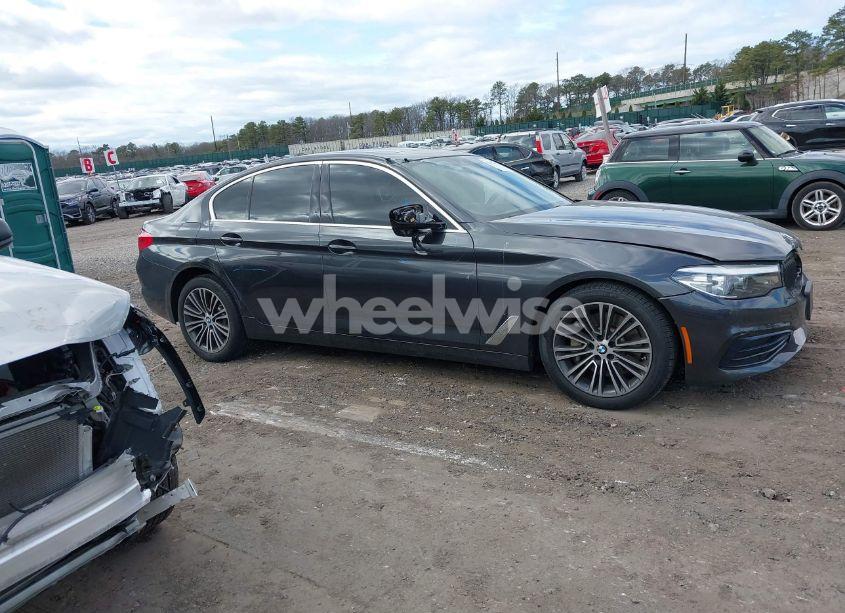 Photo 13 of 2019 Bmw 530i XDRIVE (VIN WBAJA7C59KG911176)