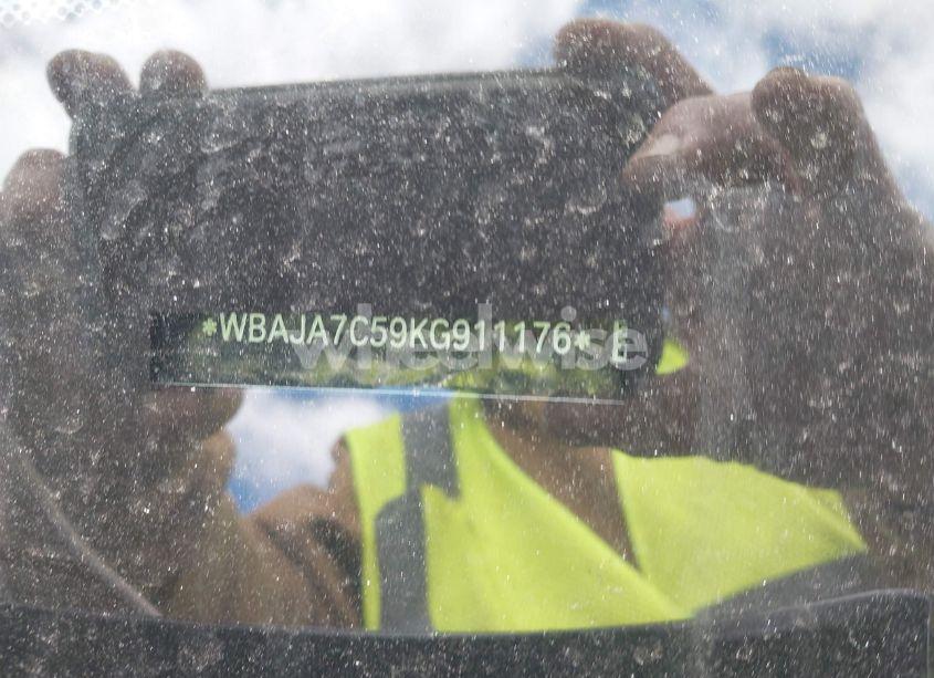 Photo 17 of 2019 Bmw 530i XDRIVE (VIN WBAJA7C59KG911176)