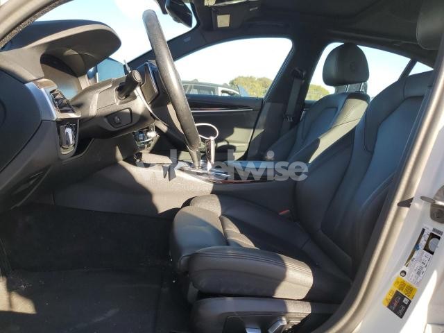 2020 BMW 530E (VIN WBAJA9C05LCD47635) main photo