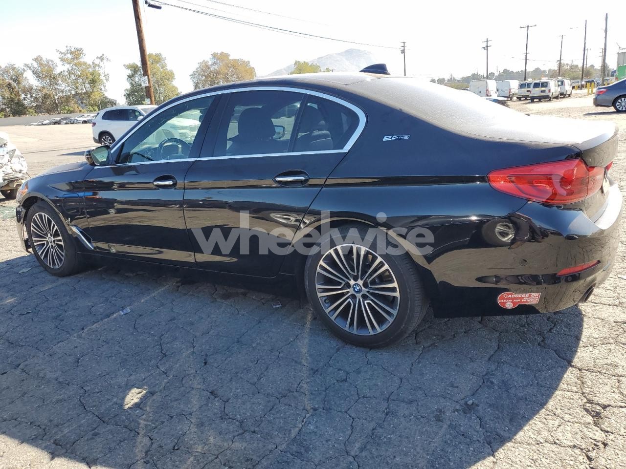 Photo 2 of 2018 BMW 530E (VIN WBAJA9C53JB032702)