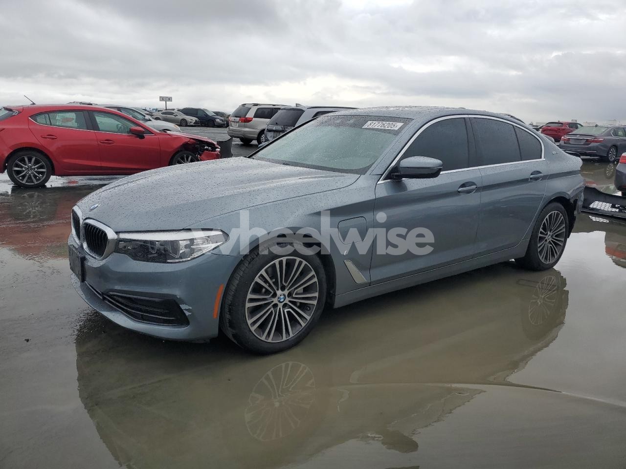 2019 BMW 530E (VIN WBAJA9C56KB393388) main photo