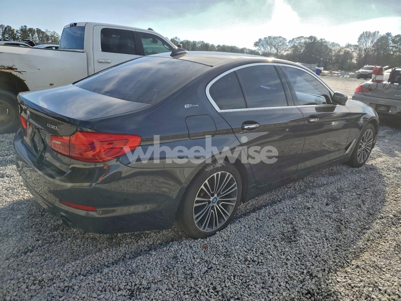 Photo 3 of 2018 BMW 530E (VIN WBAJA9C59JB250904)