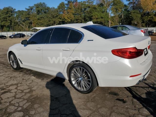 2019 BMW 530E (VIN WBAJA9C5XKB253747) main photo