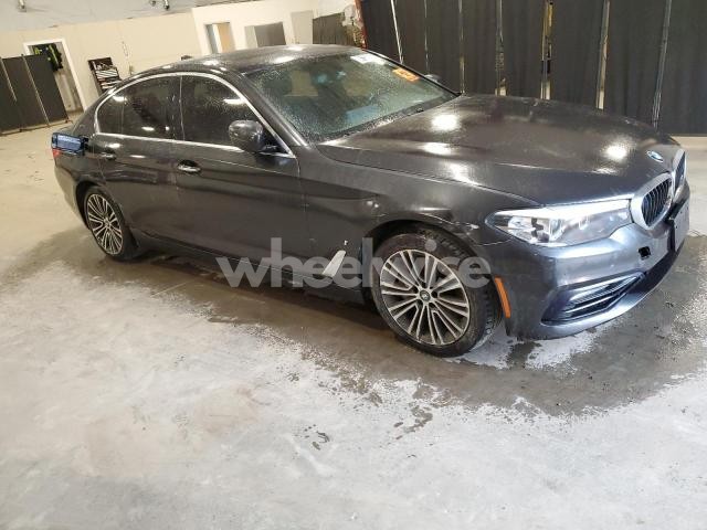 Photo 4 of 2018 BMW 530XE (VIN WBAJB1C5XJB085072)