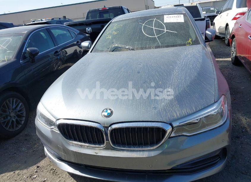 Photo 13 of 2019 Bmw 540i (VIN WBAJE5C50KWW41835)