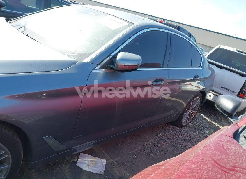 Photo 15 of 2019 Bmw 540i (VIN WBAJE5C50KWW41835)
