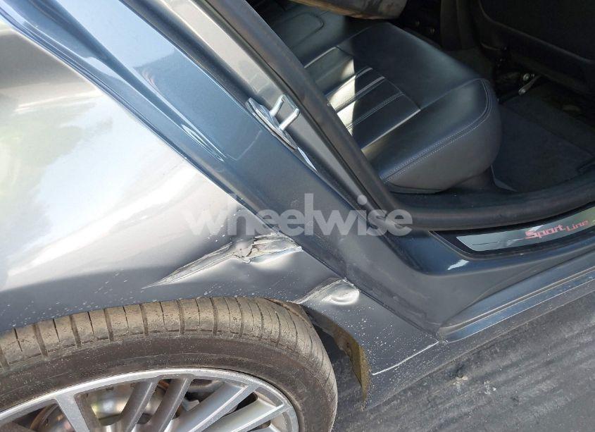 Photo 18 of 2019 Bmw 540i (VIN WBAJE5C50KWW41835)