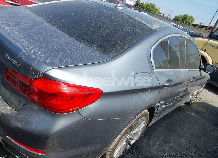 Photo 4 of 2019 Bmw 540i (VIN WBAJE5C50KWW41835)