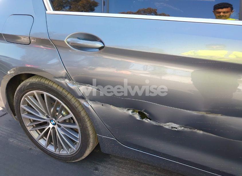 Photo 6 of 2019 Bmw 540i (VIN WBAJE5C50KWW41835)