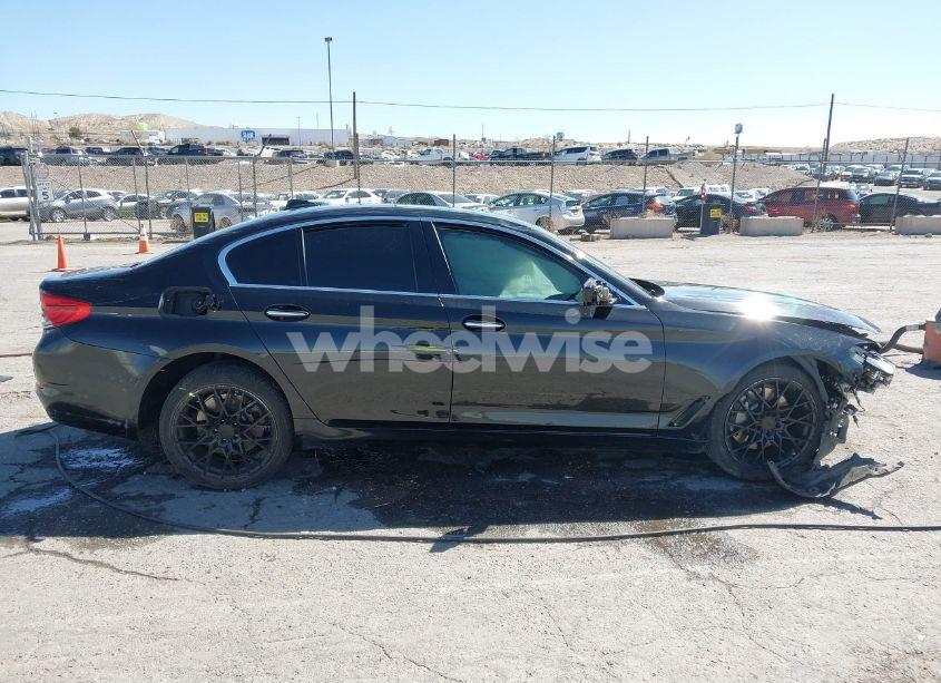 Photo 13 of 2018 Bmw 540i (VIN WBAJE5C52JWA97999)