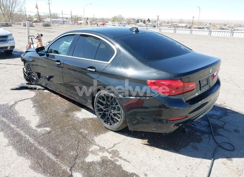 Photo 3 of 2018 Bmw 540i (VIN WBAJE5C52JWA97999)