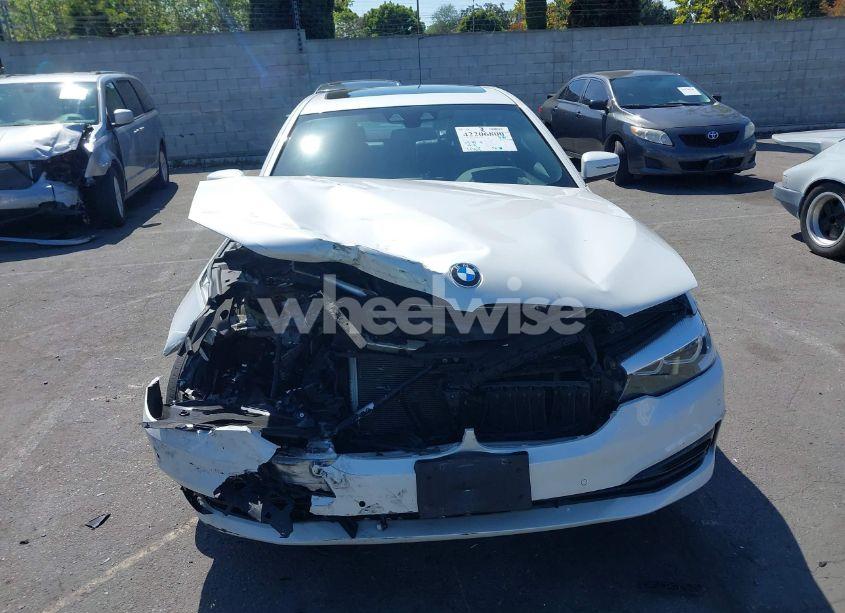 Photo 12 of 2018 Bmw 540i (VIN WBAJE5C53JWA98577)