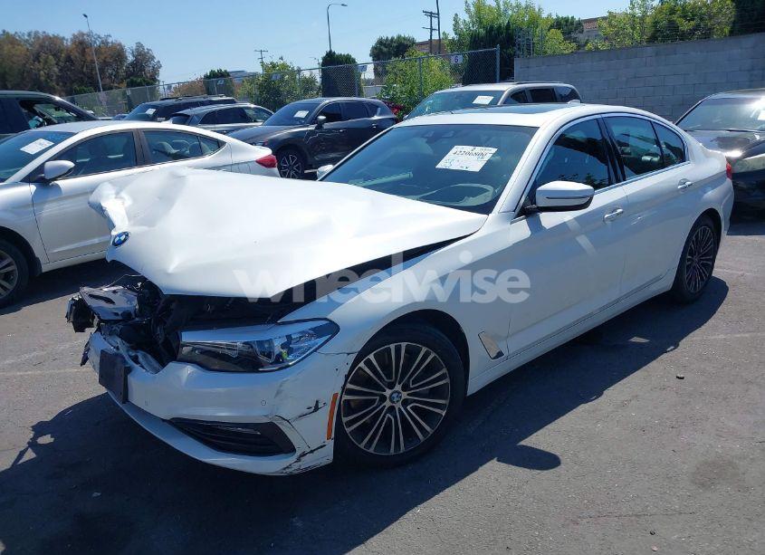 Photo 2 of 2018 Bmw 540i (VIN WBAJE5C53JWA98577)