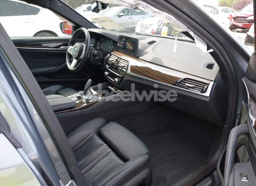 Photo 5 of 2018 Bmw 540i (VIN WBAJE5C54JG917877)