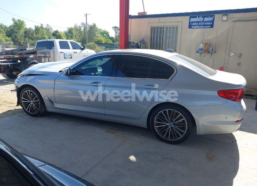 Photo 15 of 2019 Bmw 540i (VIN WBAJE5C56KWE66414)