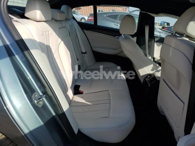 Photo 2 of 2018 BMW 540 XI (VIN WBAJE7C52JWC56290)