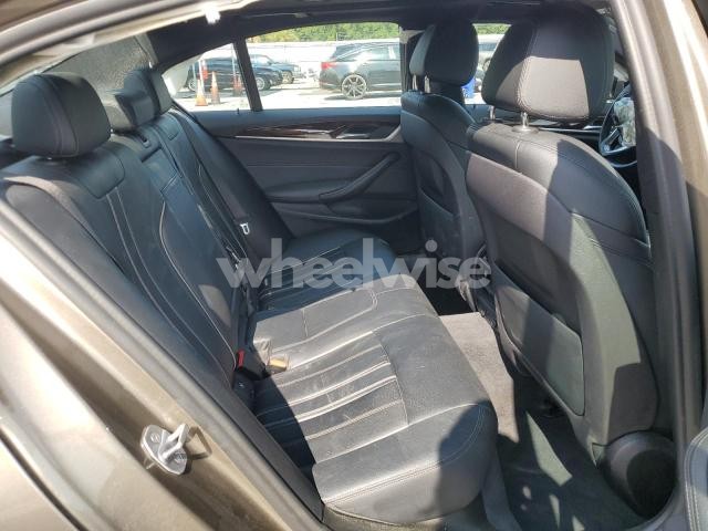 Photo 2 of 2019 BMW 540 XI (VIN WBAJE7C52KG893057)