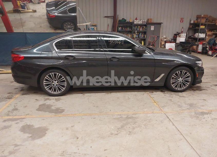 Photo 13 of 2019 Bmw 540i XDRIVE (VIN WBAJE7C53KWW12941)