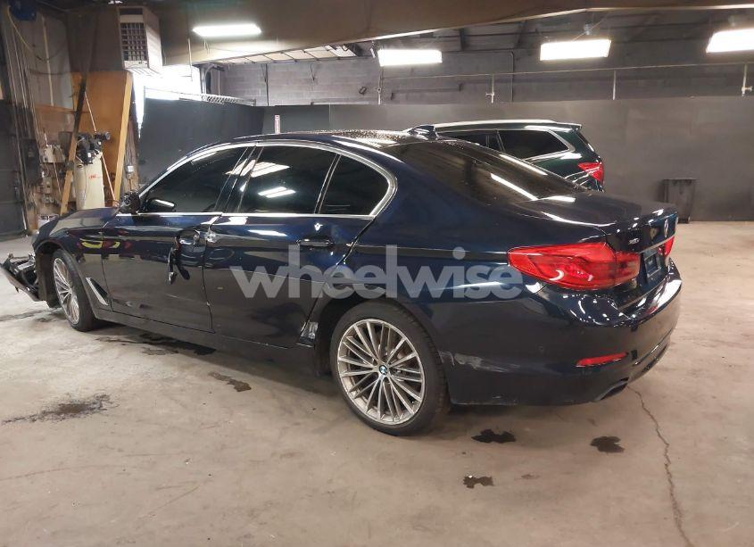 Photo 3 of 2019 Bmw 540i XDRIVE (VIN WBAJE7C53KWW29884)