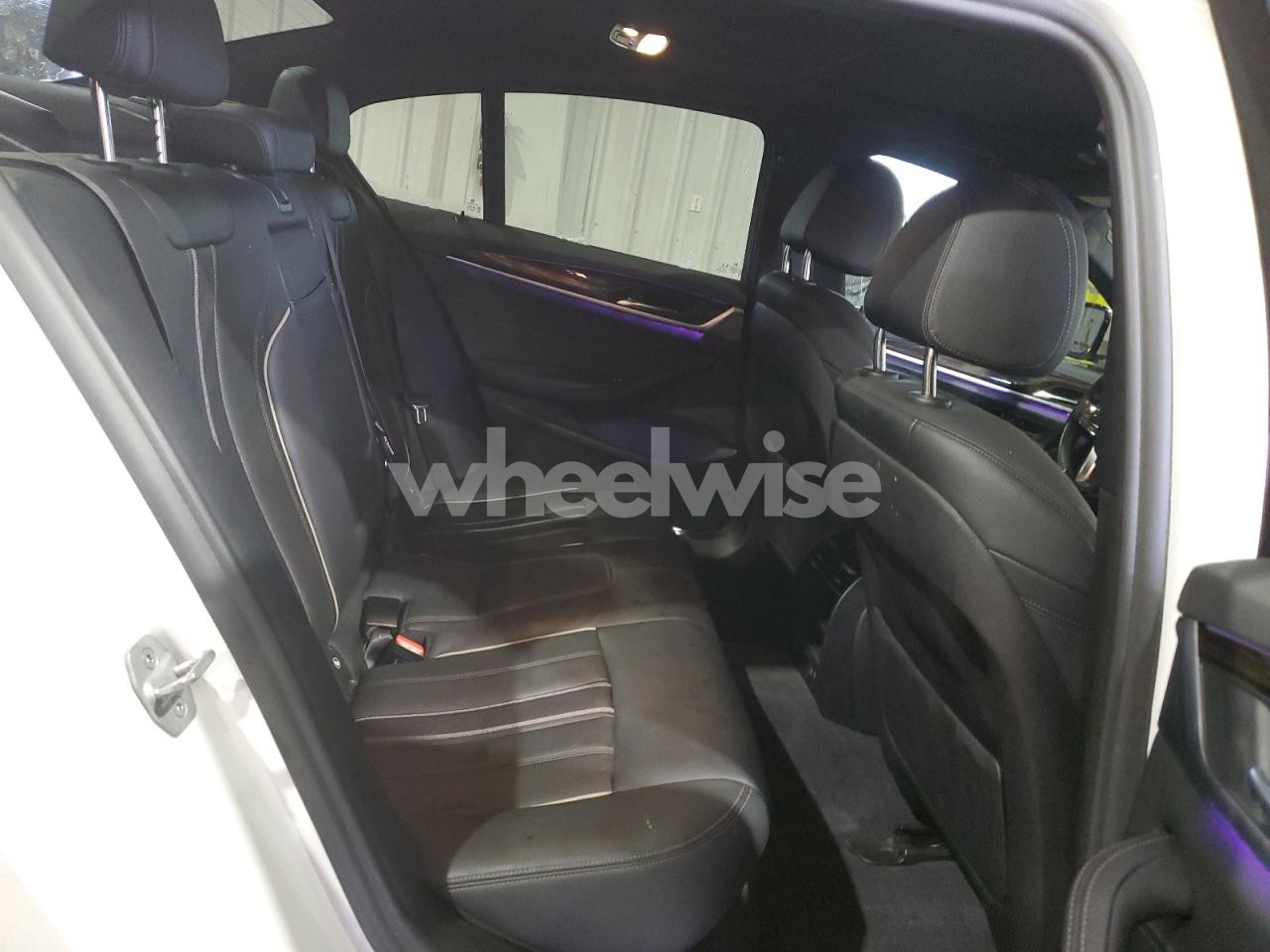 Photo 10 of 2019 BMW 540 XI (VIN WBAJE7C55KG893196)