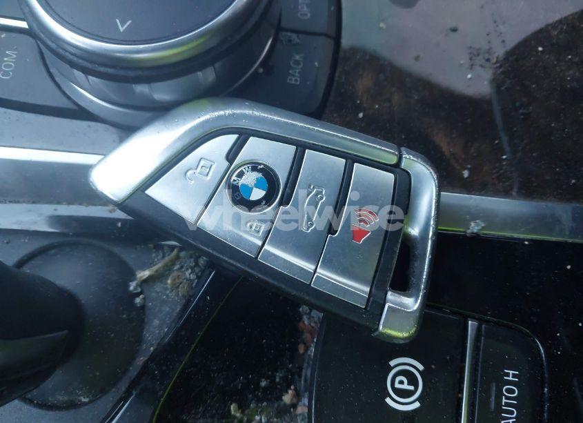 Photo 11 of 2019 Bmw 540i XDRIVE (VIN WBAJE7C57KWW15776)