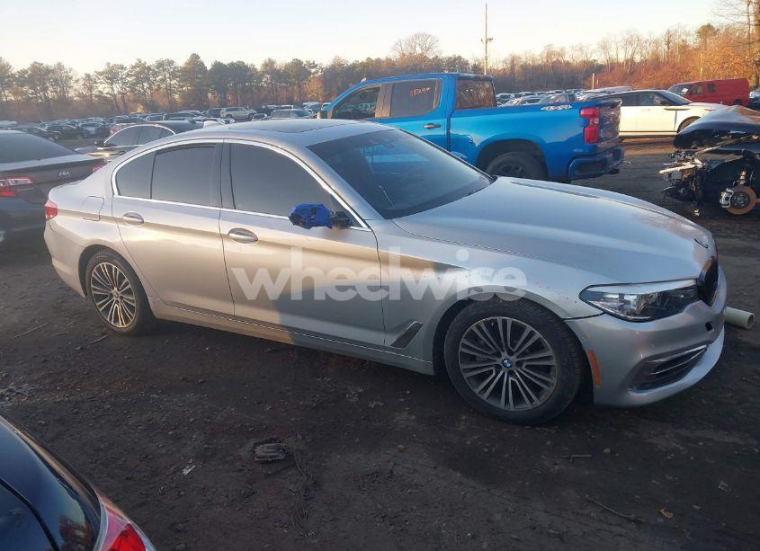 Photo 13 of 2019 Bmw 540i XDRIVE (VIN WBAJE7C57KWW15776)