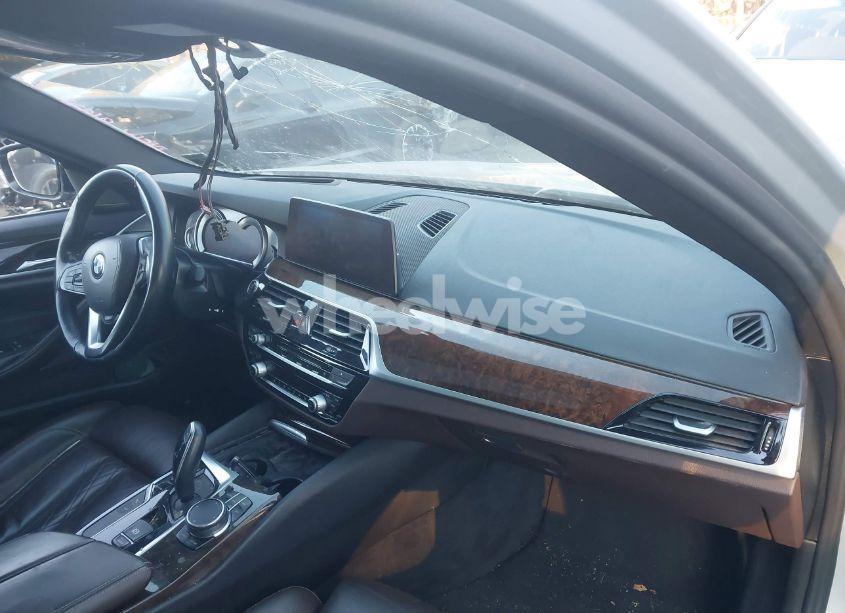 Photo 5 of 2019 Bmw 540i XDRIVE (VIN WBAJE7C57KWW15776)