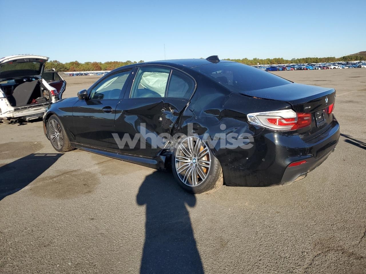 Photo 2 of 2020 BMW 540 XI (VIN WBAJS3C05LWW63283)