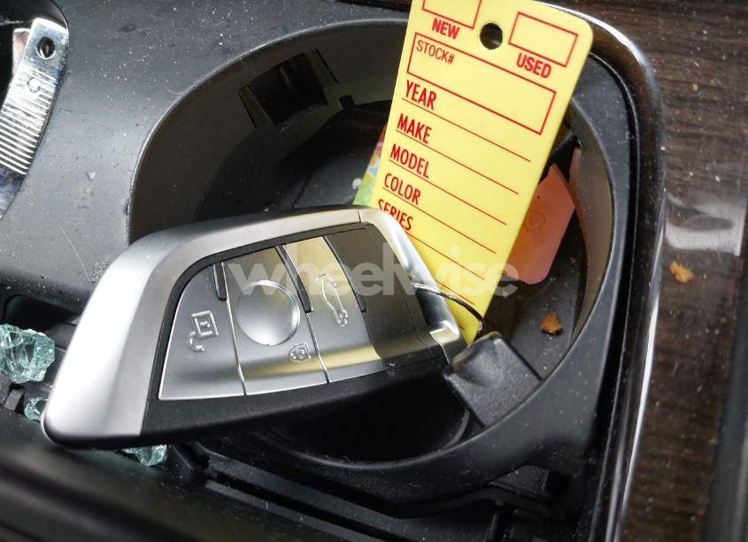 Photo 11 of 2011 Bmw 750i XDRIVE (VIN WBAKC6C57BC394301)