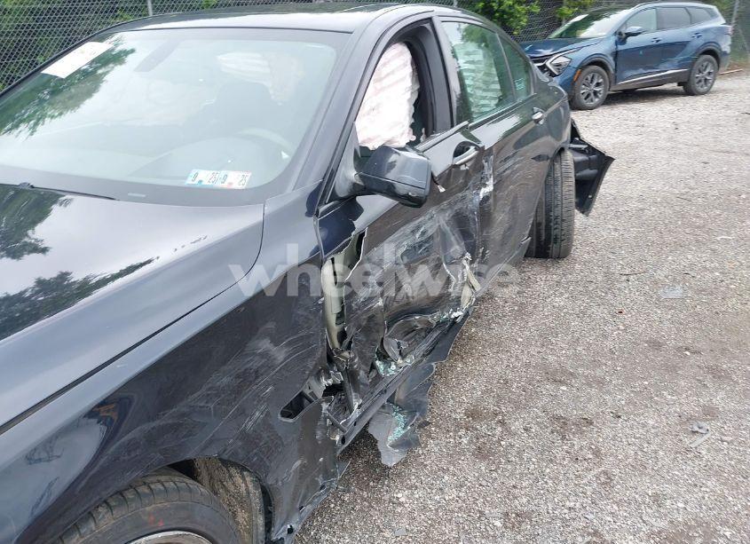 Photo 6 of 2011 Bmw 750i XDRIVE (VIN WBAKC6C57BC394301)