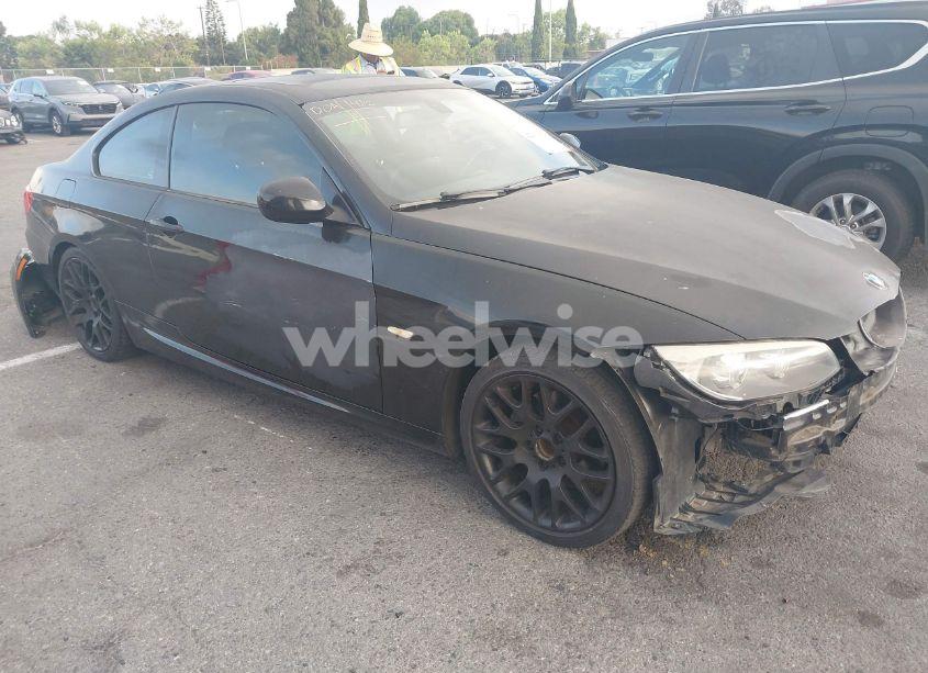 2011 Bmw 328i (VIN WBAKE5C53BE573721) main photo