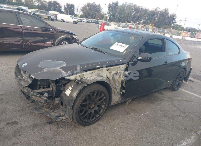 Photo 2 of 2011 Bmw 328i (VIN WBAKE5C53BE573721)