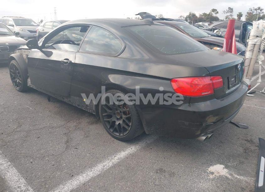 Photo 3 of 2011 Bmw 328i (VIN WBAKE5C53BE573721)