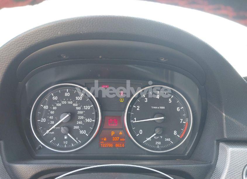 Photo 7 of 2012 Bmw 335i (VIN WBAKG7C52CE802817)