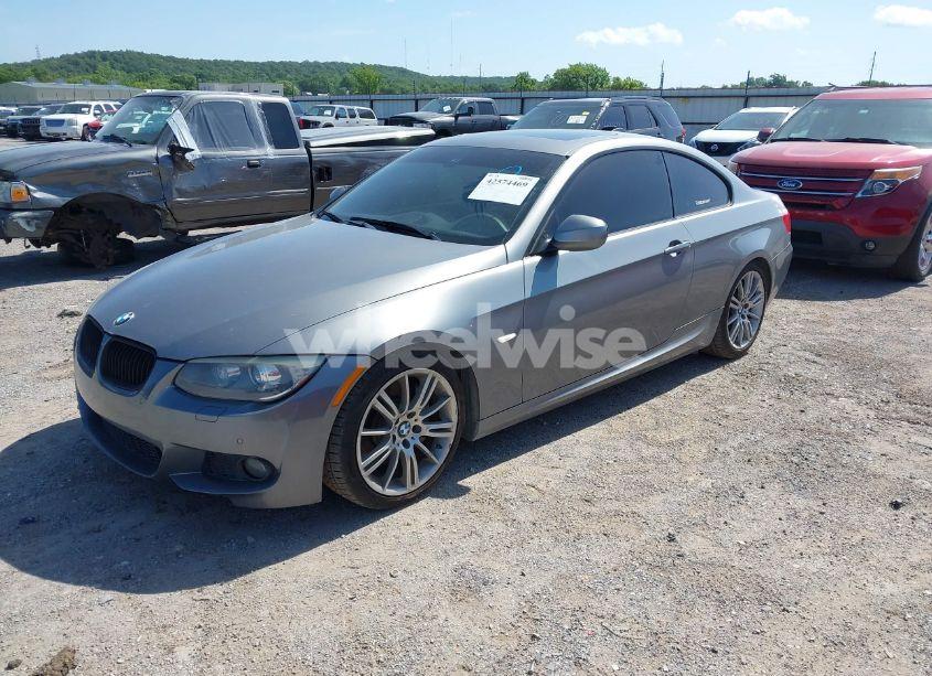 Photo 2 of 2012 Bmw 335i (VIN WBAKG7C53CE802941)