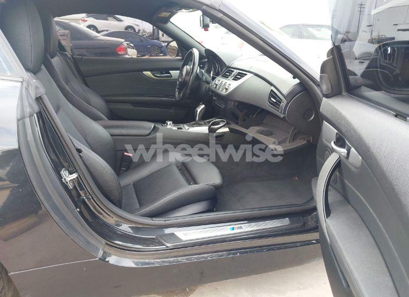 Photo 5 of 2011 Bmw Z4 SDRIVE35IS (VIN WBALM1C58BE393523)