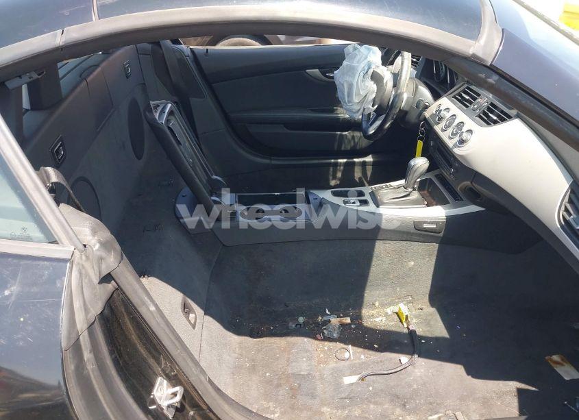 Photo 8 of 2011 Bmw Z4 SDRIVE30I (VIN WBALM5C50BE378084)