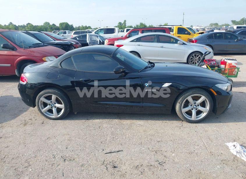 Photo 13 of 2011 Bmw Z4 SDRIVE30I (VIN WBALM5C51BE378899)