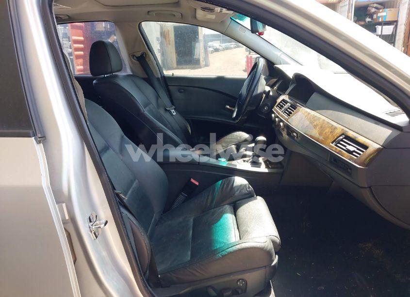 Photo 5 of 2004 Bmw 525i (VIN WBANA535X4B850328)