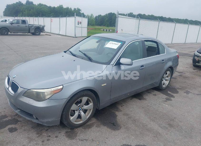 Photo 2 of 2005 Bmw 530i (VIN WBANA73515CR59316)