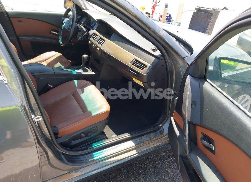 Photo 5 of 2004 Bmw 530i (VIN WBANA73554B804515)