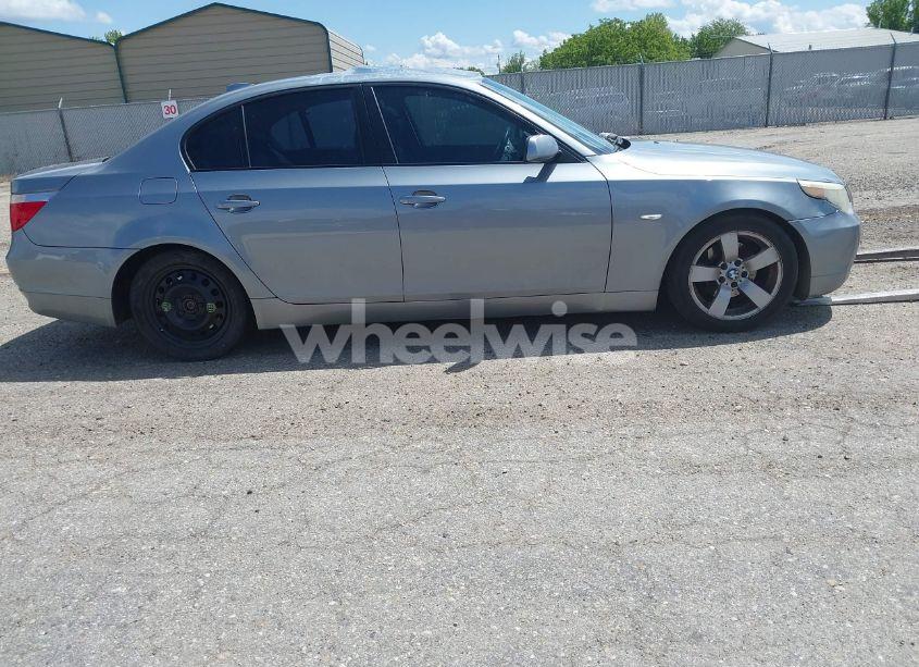 Photo 6 of 2007 Bmw 525i (VIN WBANE53547CW68787)