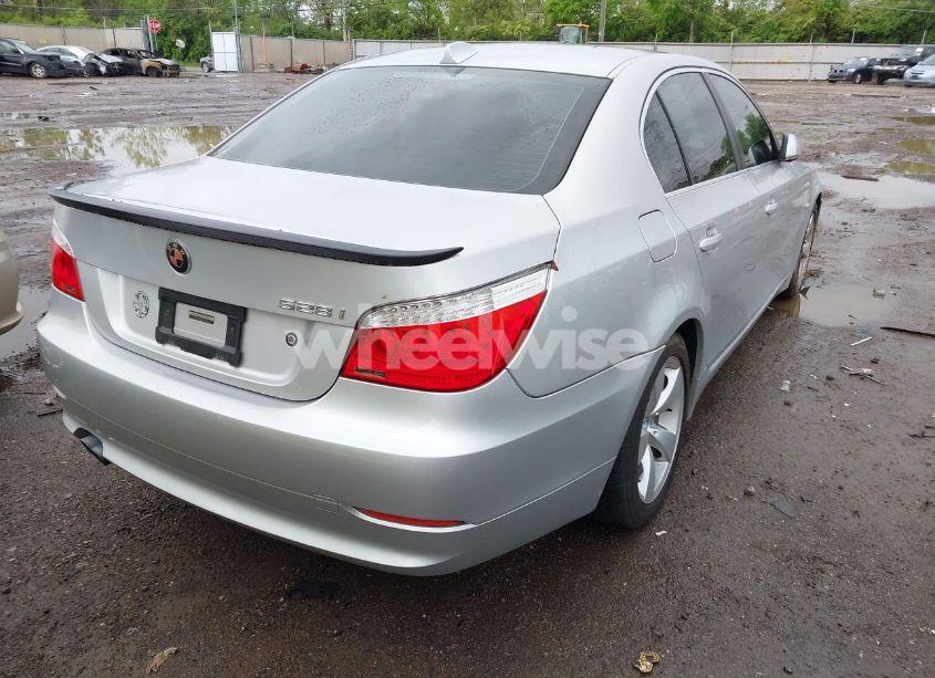 Photo 4 of 2008 Bmw 528i (VIN WBANU53518C113381)