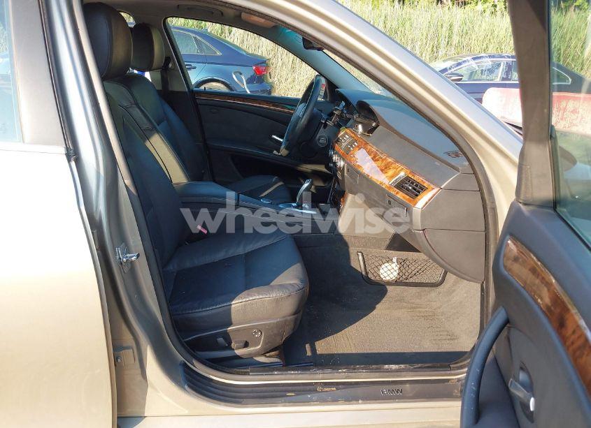 Photo 5 of 2008 Bmw 528i (VIN WBANU53548CT16233)