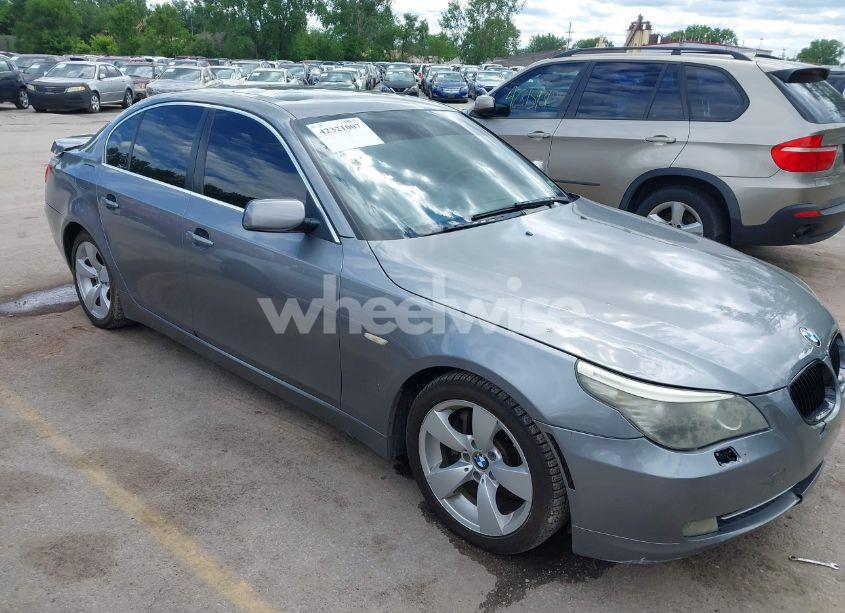 2008 Bmw 528i (VIN WBANU53558CT13521) main photo