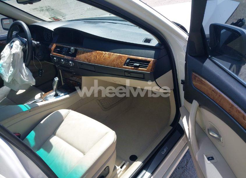 Photo 5 of 2008 Bmw 528i (VIN WBANU53578C116186)